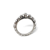 A frontal view of a silver ring with a silver chain design that has varying sizes of links to resemble a climb to the top - thus its Italian name ‘Scalare’: to climb. Designed and hand-crafted by DelBrenna Italian Jewelry designers and artisans in Tuscany.